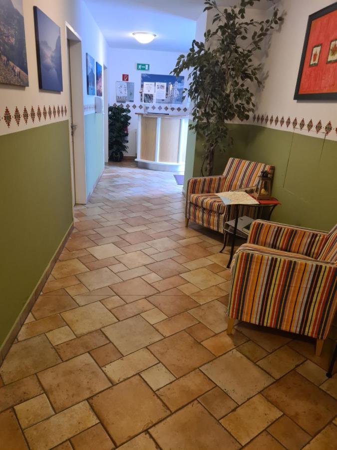 Pension Goeschlberger Мондзее Экстерьер фото