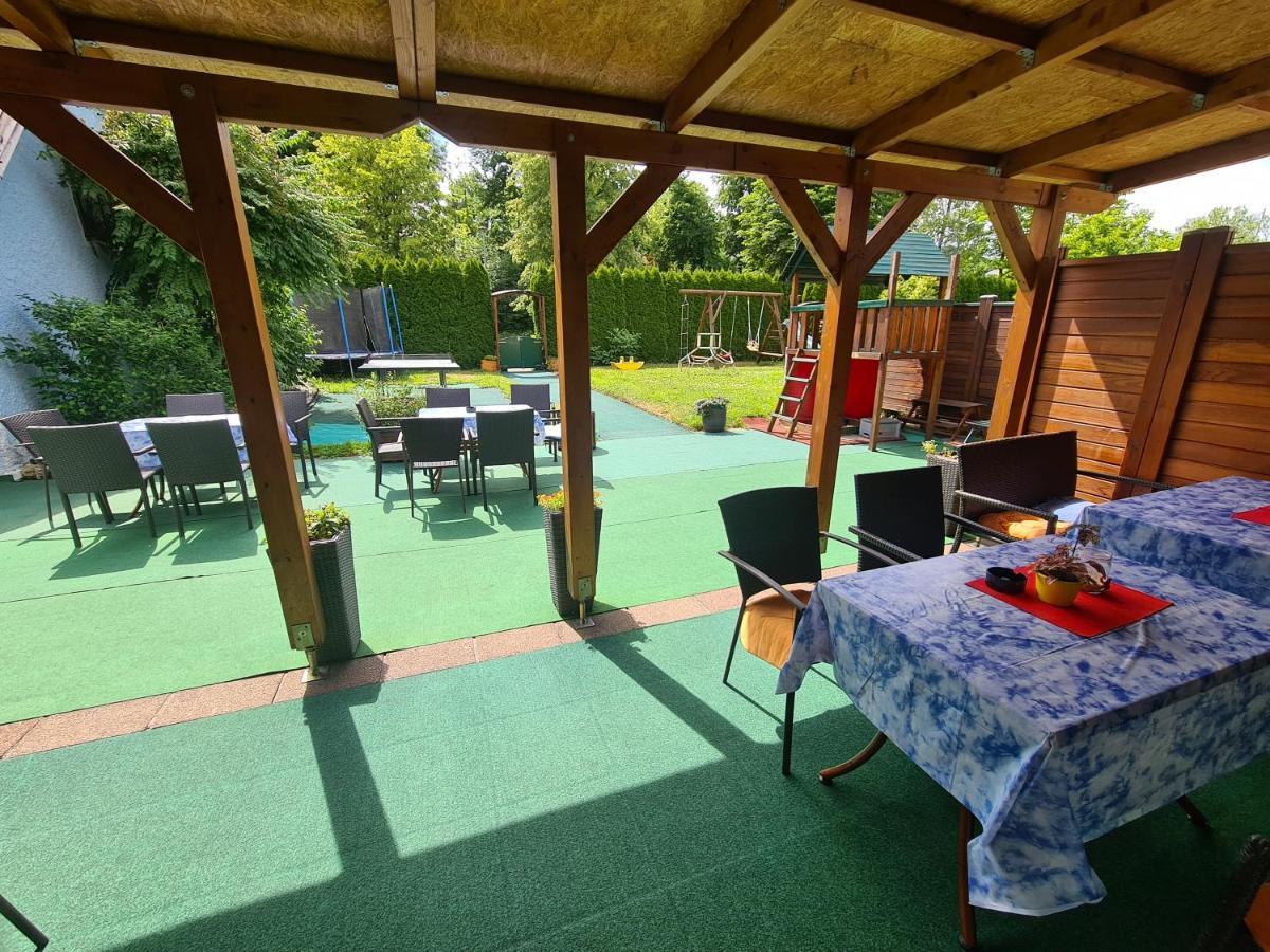 Pension Goeschlberger Мондзее Экстерьер фото