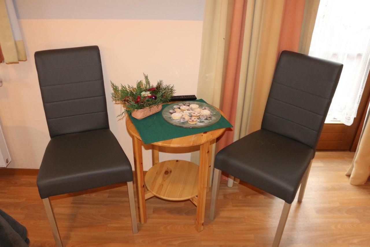 Pension Goeschlberger Мондзее Экстерьер фото