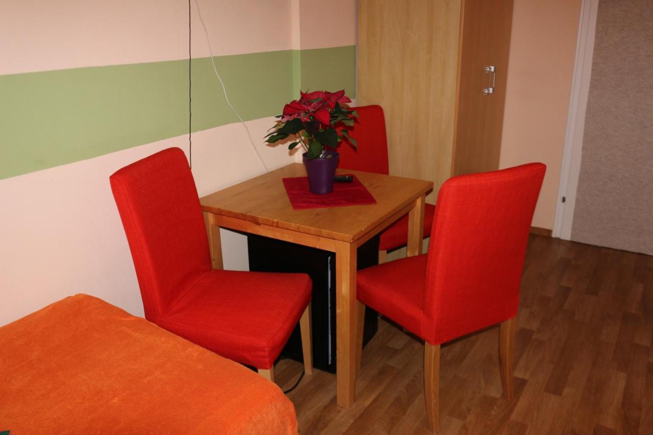 Pension Goeschlberger Мондзее Экстерьер фото