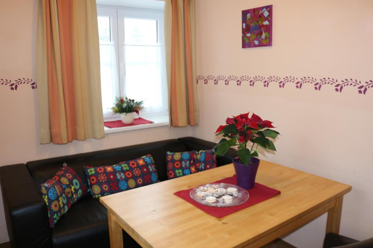 Pension Goeschlberger Мондзее Экстерьер фото