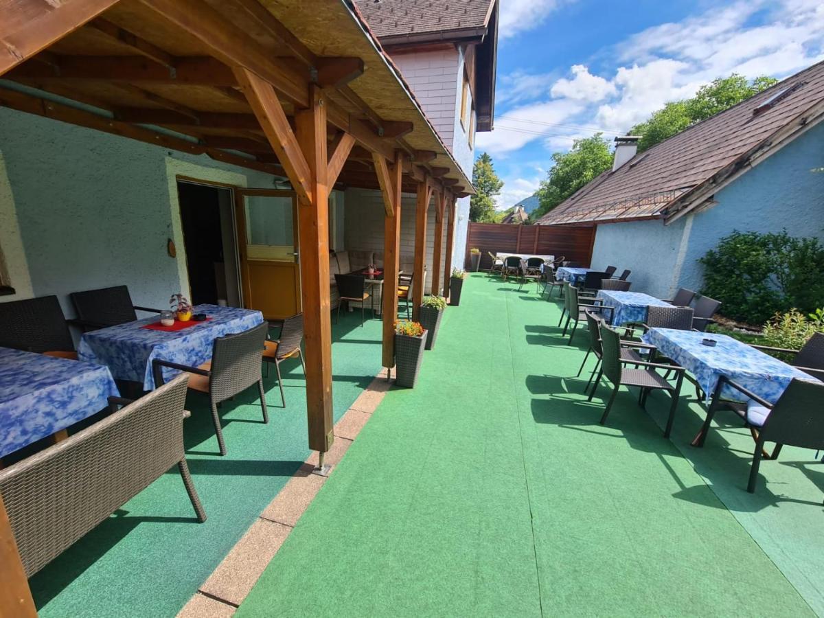 Pension Goeschlberger Мондзее Экстерьер фото