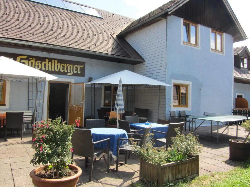 Pension Goeschlberger Мондзее Экстерьер фото
